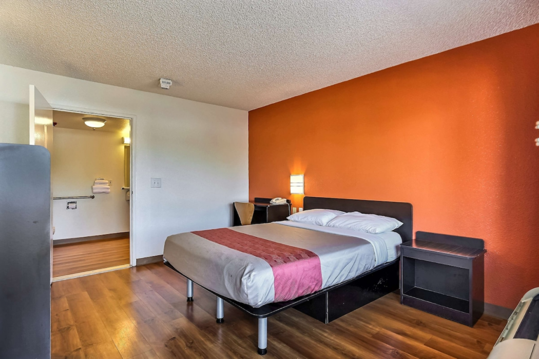 Motel6 Oakland, CA - Embarcadero 13/48