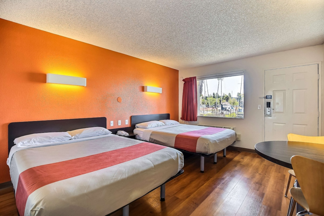 Motel6 Oakland, CA - Embarcadero 15/48