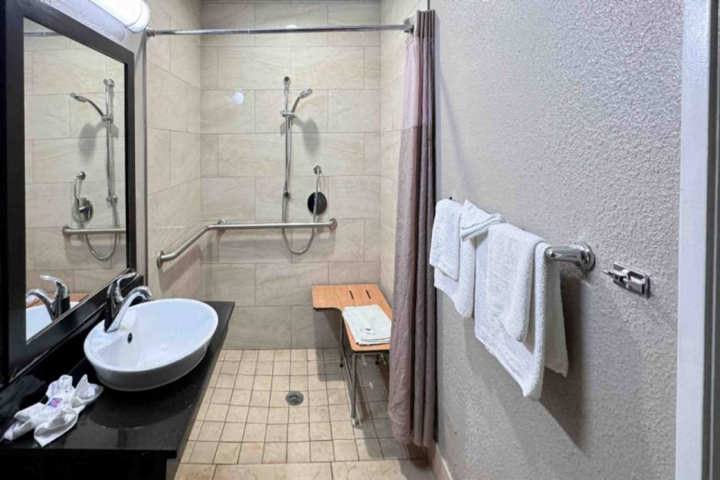 Motel6 Ontario, CA - Airport 21/61