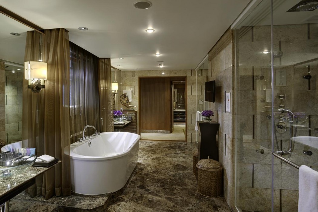 Conrad Bangkok 63/172