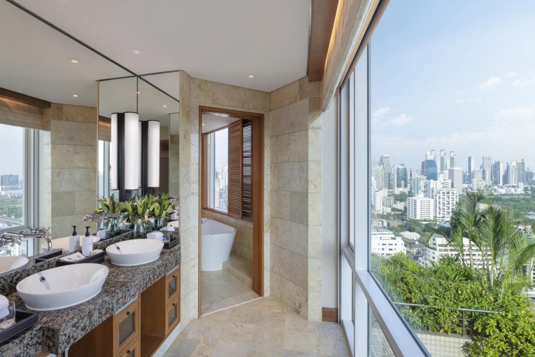 Conrad Bangkok 40/172