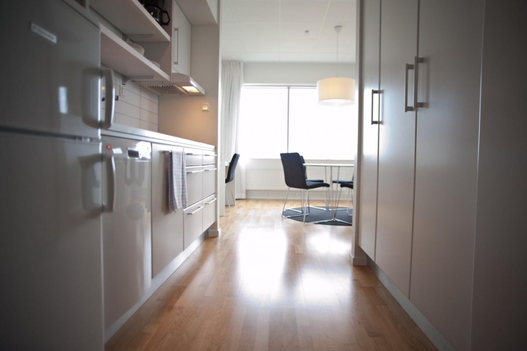 Sky Hotel Apartments Tornet 9/18