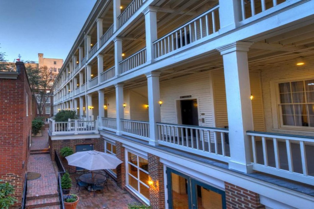 Linden Row Inn 3/15