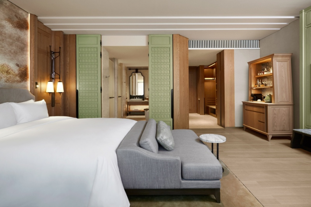 Dusit Thani Bangkok 10/58