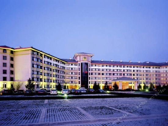 Chun Hui Yuan Resort 1/29