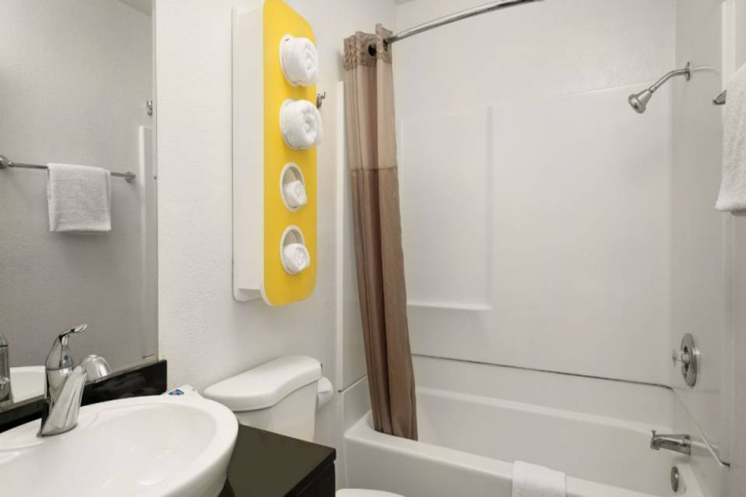 Motel6 Pismo Beach, CA 42/61
