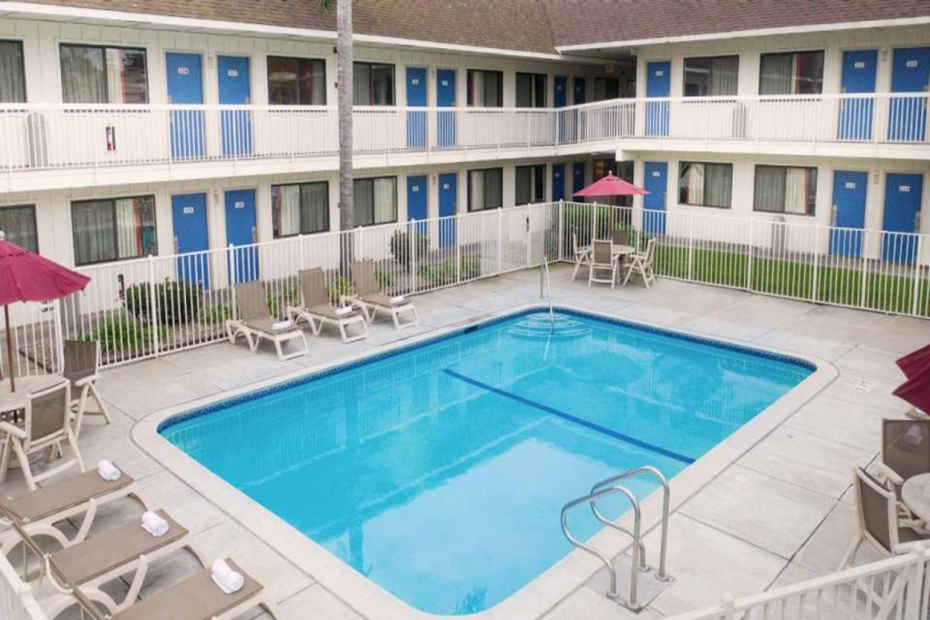 Motel6 Pismo Beach, CA 45/61