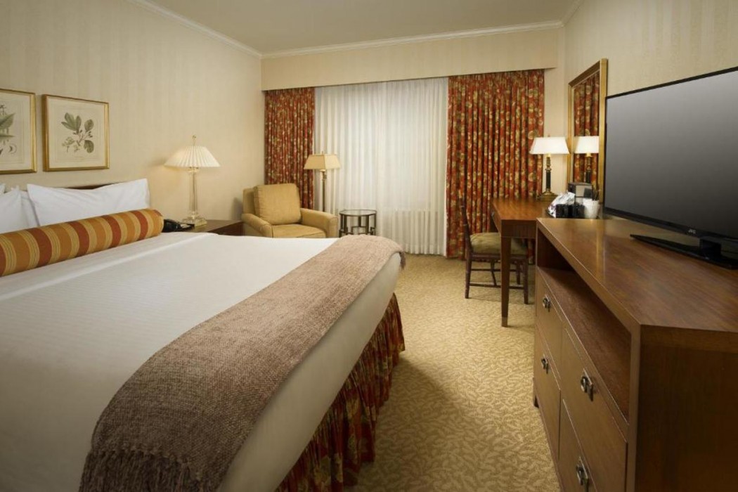 Mayflower Park Hotel 7/19