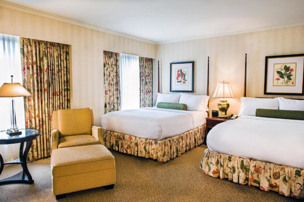 Mayflower Park Hotel 14/19