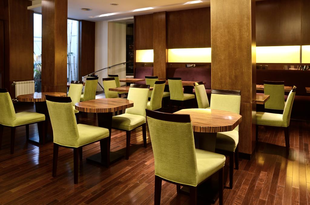 Hotel Iruna 44/72