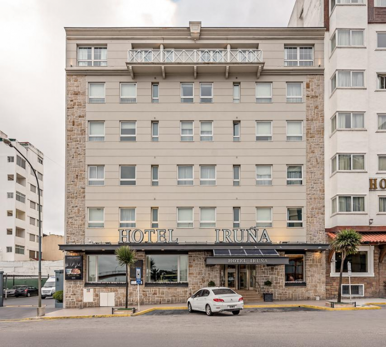 Hotel Iruna 3/72
