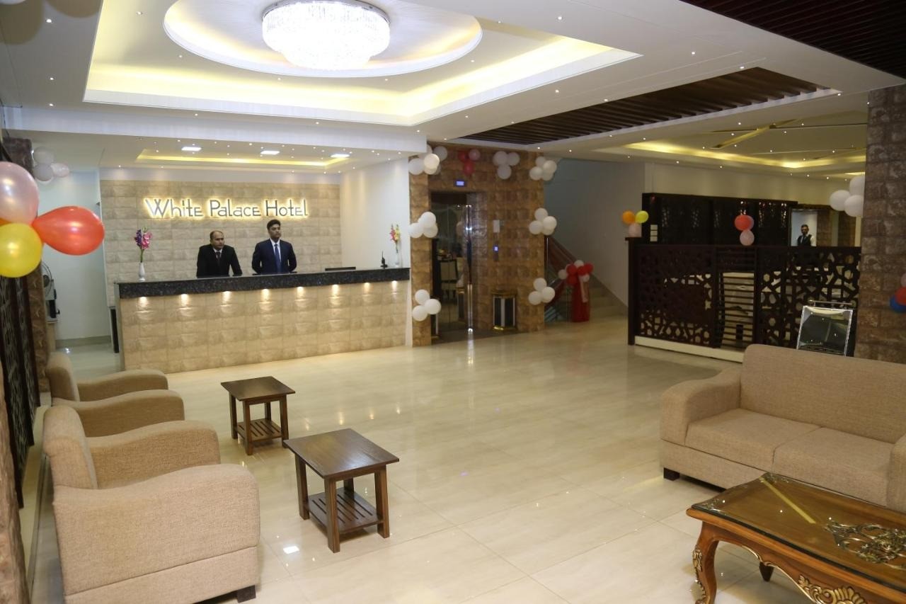 White Palace Hotel 35/61