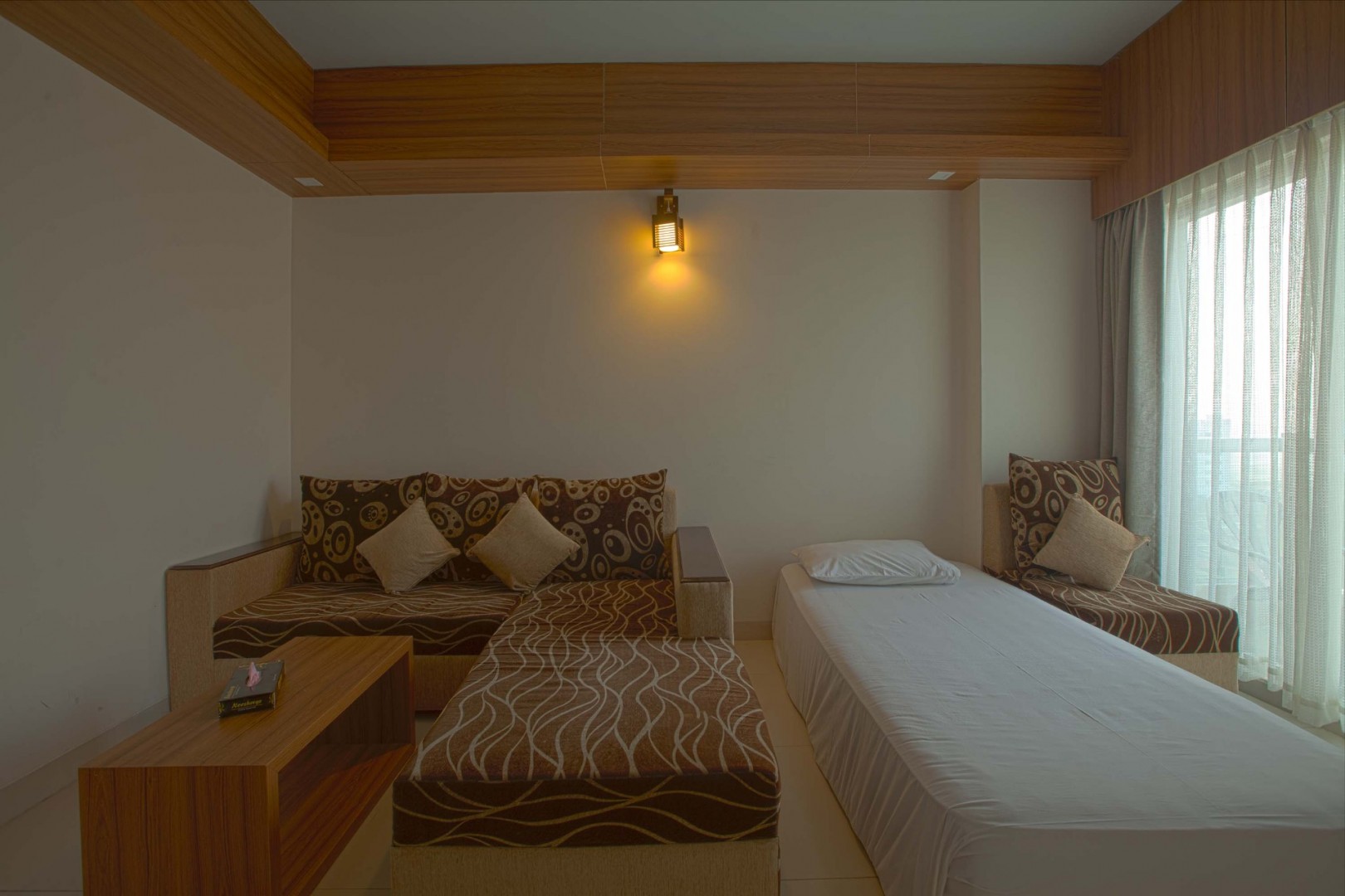 Deluxe Triple Room With Hill View