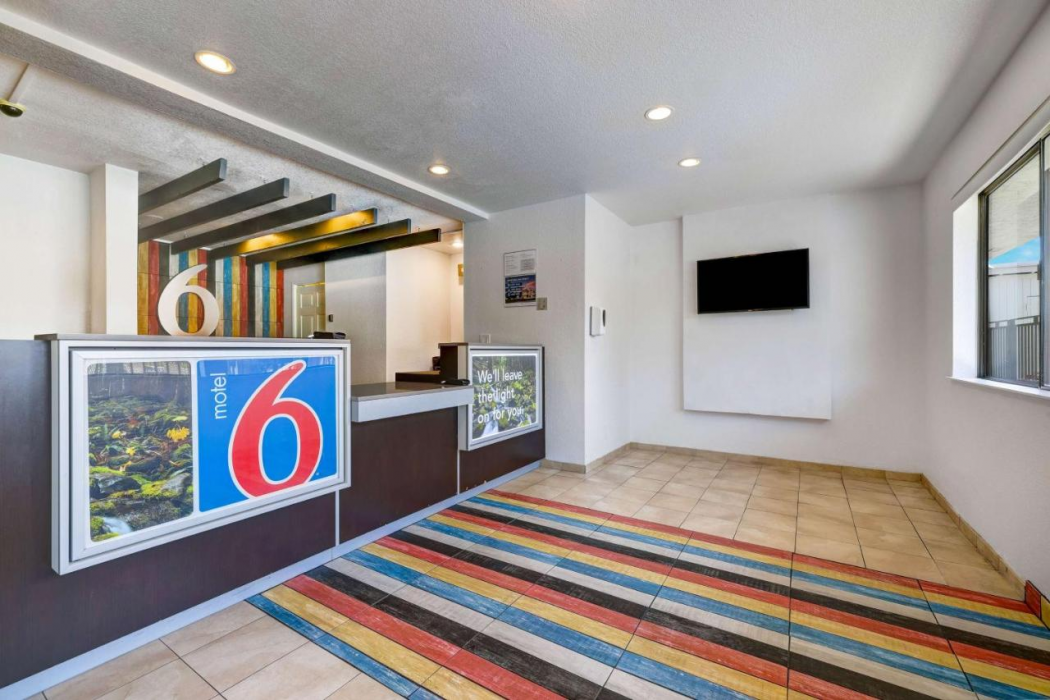 Motel6 Kirkland, WA - North Kirkland 5/58