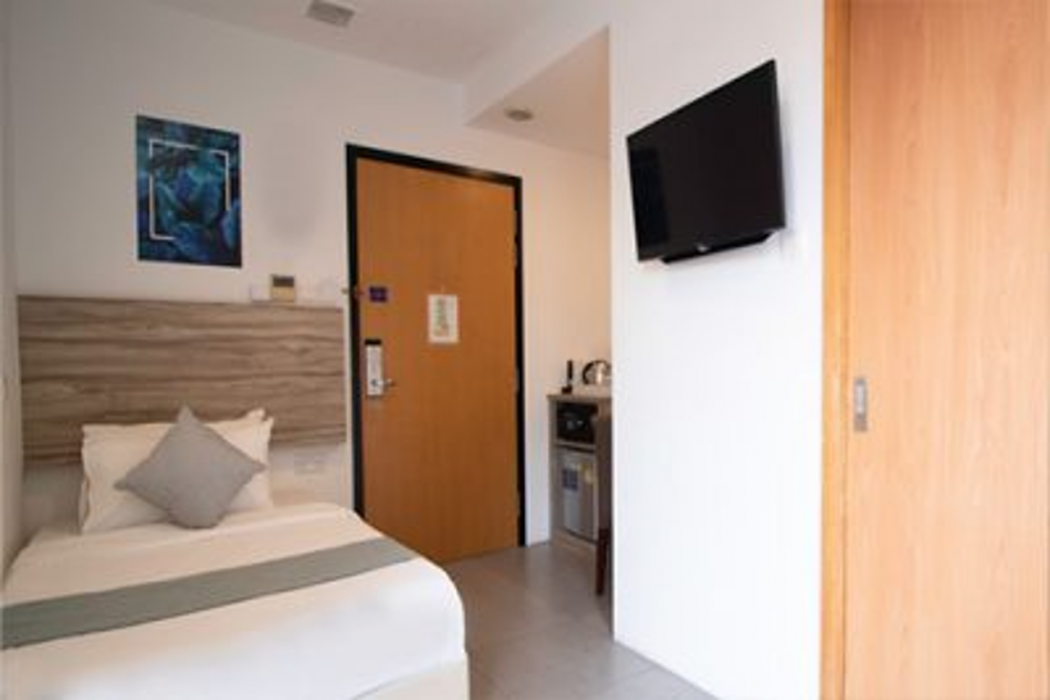 Victoria Hotel, a NuVe Group Collection 4/8