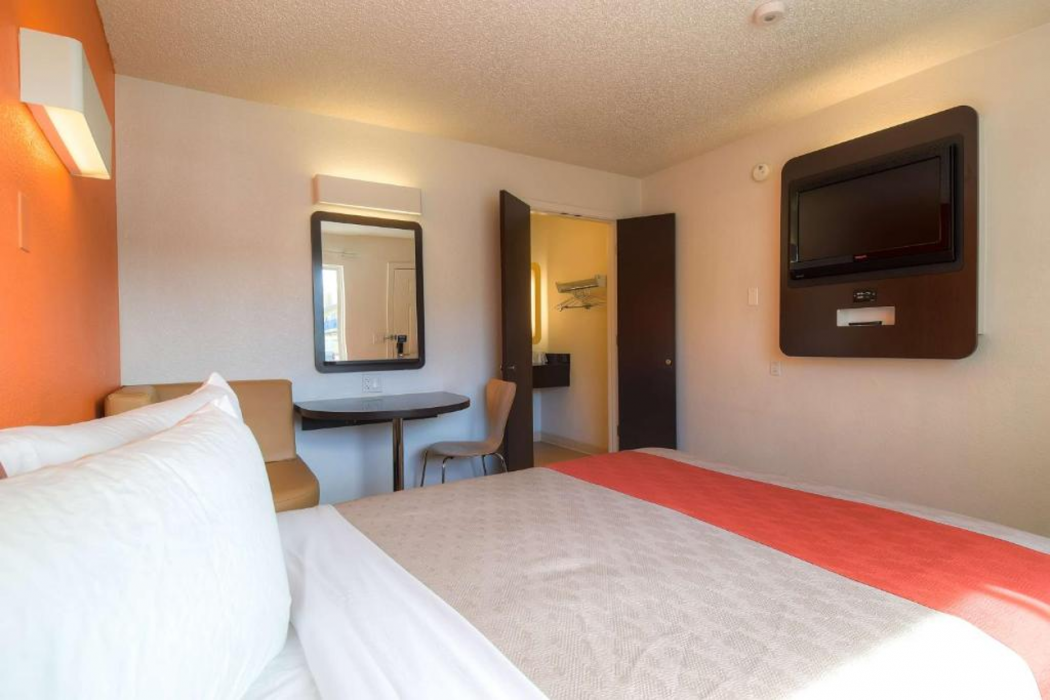 Room at Studio 6 Suites Las Vegas, NV - Tropicana, LAS VEGAS - NV