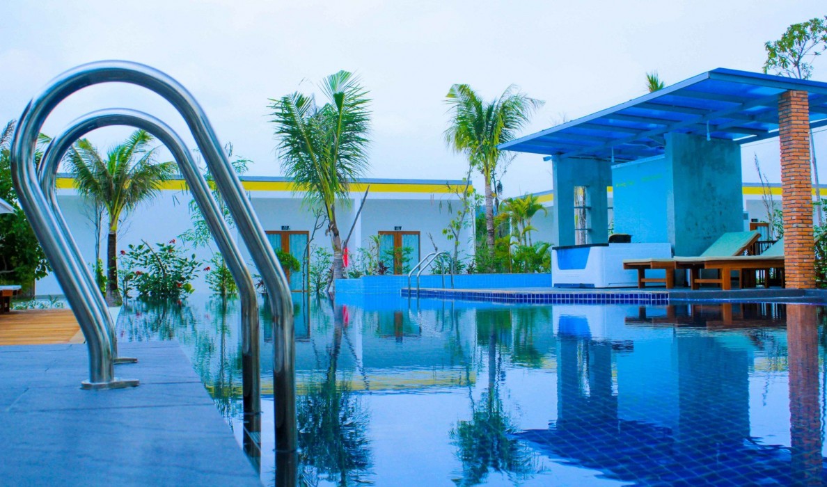 Long Set Resort 55/100