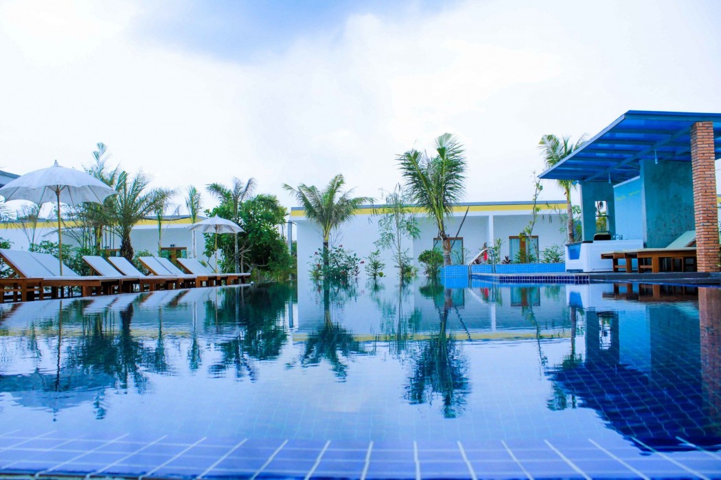 Long Set Resort 62/100