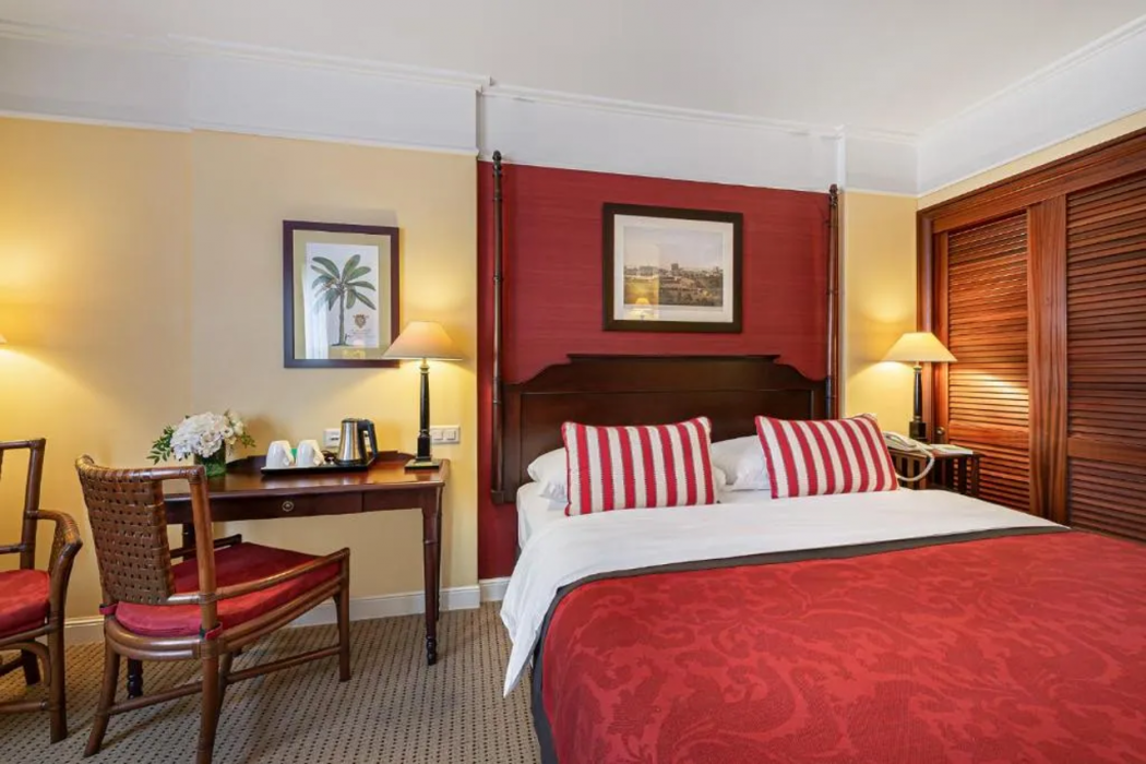 Kipling Hotel 20/56