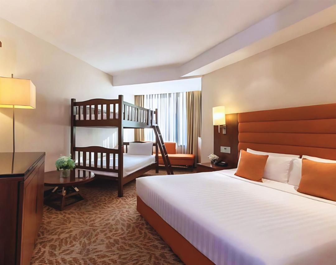 FAMILY SUITE (3 PAX)