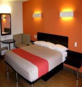 Executive Inn & Suites Hobby 8/29
