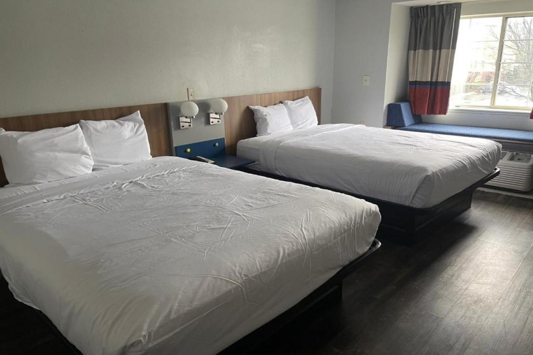 Microtel Inn and Suites by Wyndham Atlanta Airport 14/25