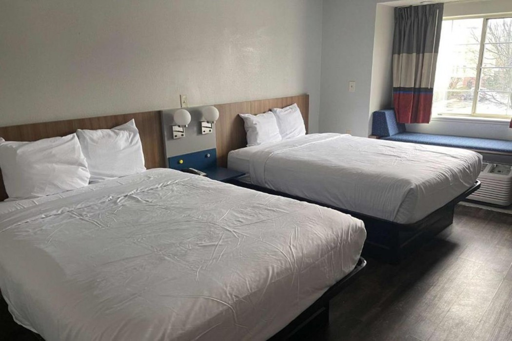 Microtel Inn and Suites by Wyndham Atlanta Airport 9/25