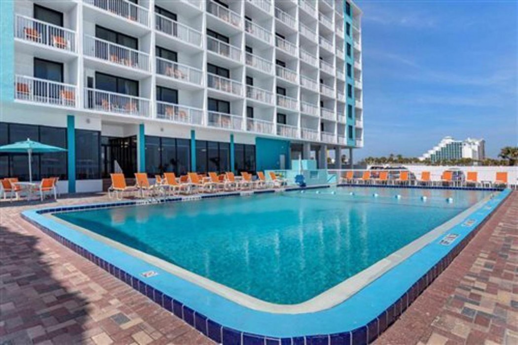 Comfort Inn and Suites Daytona Beach Oceanfront 23/42