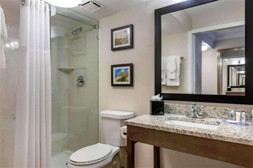 Comfort Inn and Suites Daytona Beach Oceanfront 14/42