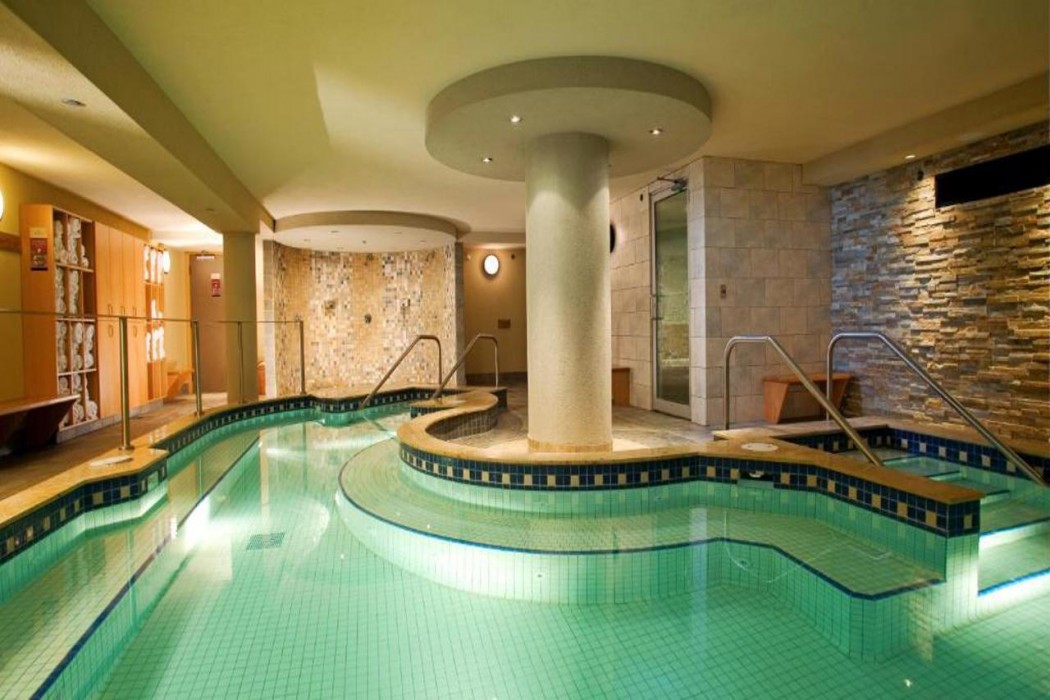 Banff Caribou Lodge & Spa 33/69
