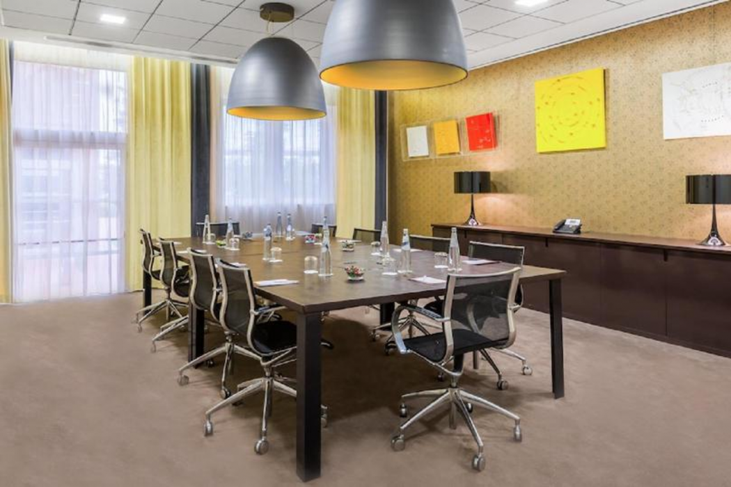 Crowne Plaza Venice East 35/67
