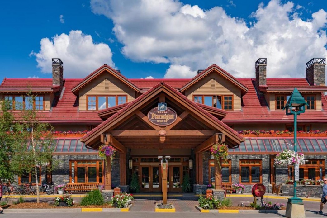 Banff Ptarmigan Inn 2/64