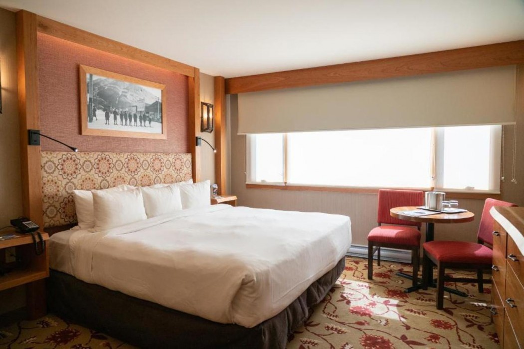 Banff Ptarmigan Inn 17/64