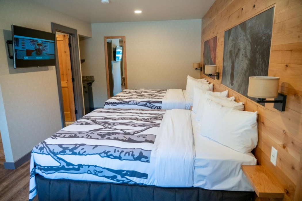 Banff Rocky Mountain Resort 17/63
