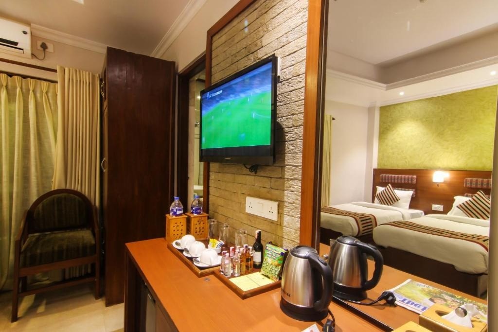 Kuti Resort And Spa 25/65