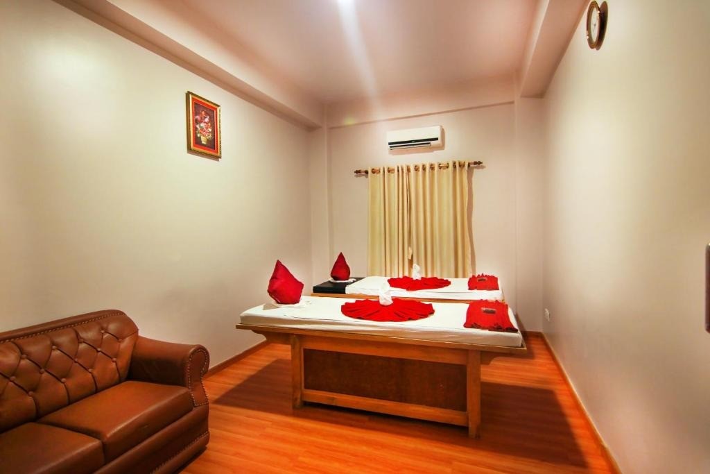 Kuti Resort And Spa 28/65