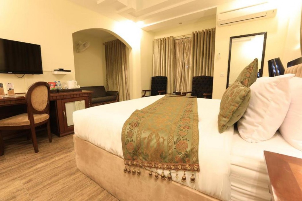 Bella Hotel 15/51