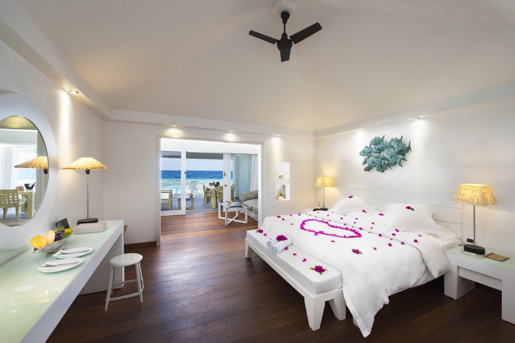 Diamonds Thudufushi Beach & Water Villas 10/44