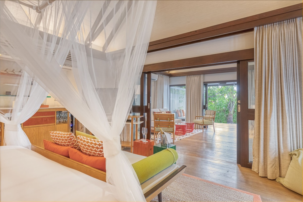 Ozen Life Maadhoo Resort 12/63