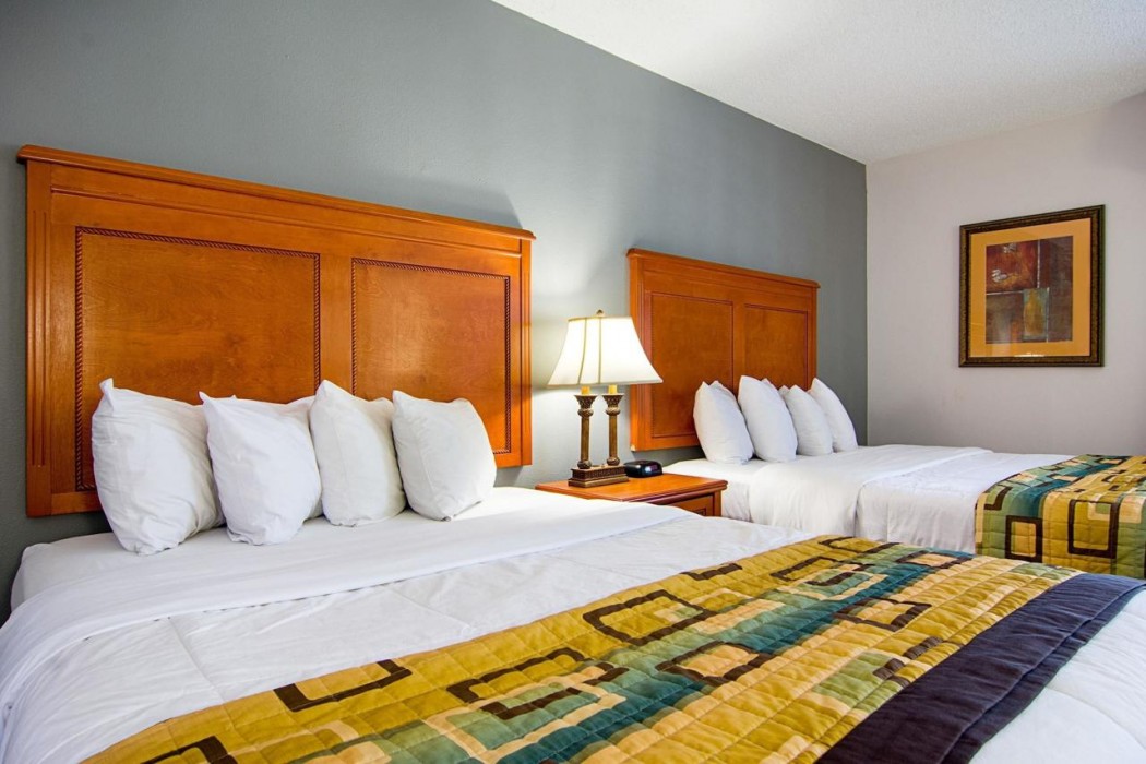 Quality Inn & Suites Chattanooga West near Lookout Mountain 13/33