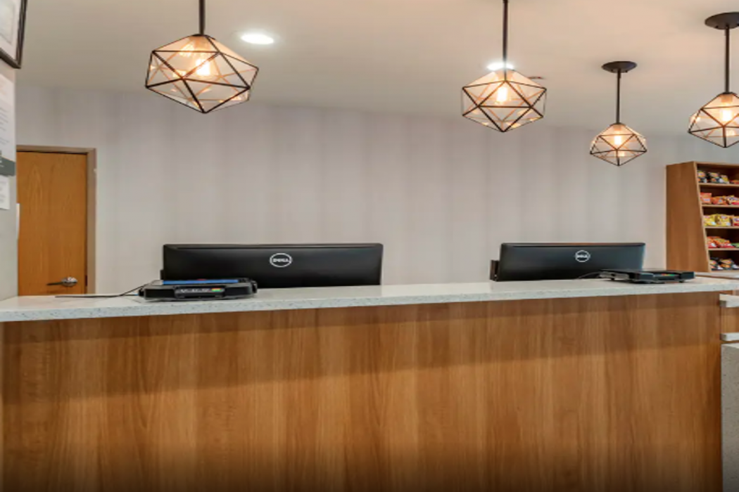Quality Inn & Suites Chattanooga West near Lookout Mountain 6/33