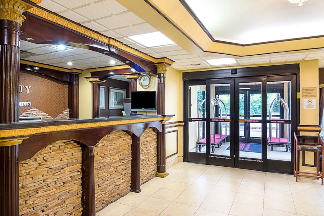 Quality Inn & Suites Chattanooga West near Lookout Mountain 5/33
