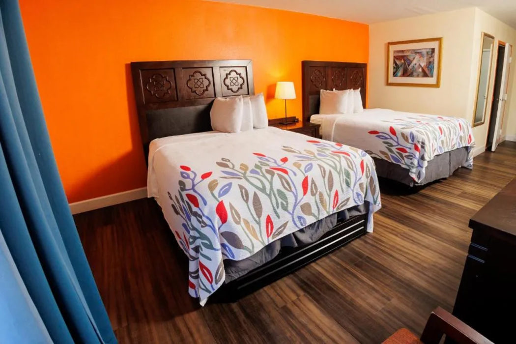 Garnet Inn and Suites Orlando 11/24