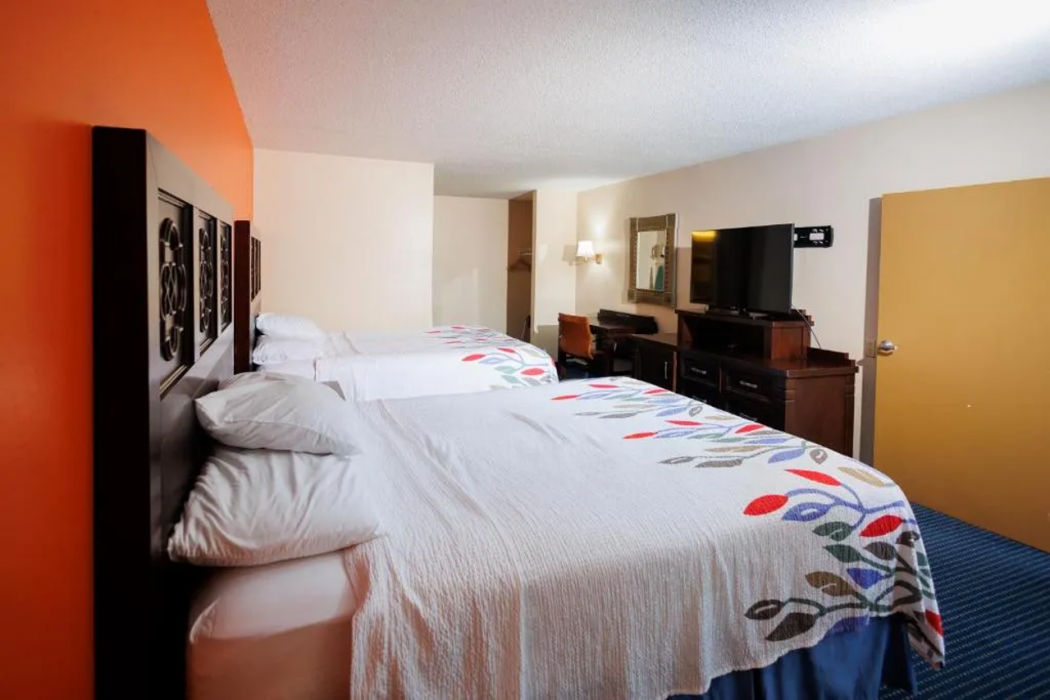 Garnet Inn and Suites Orlando 14/24