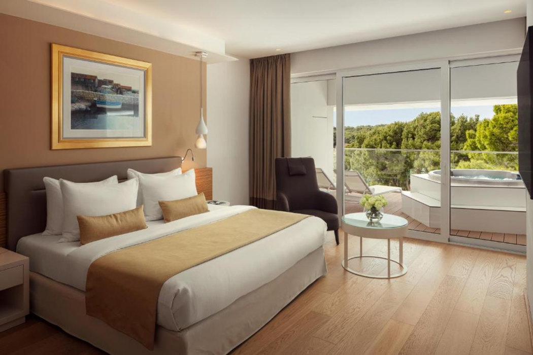 Hotel Bellevue 10/60