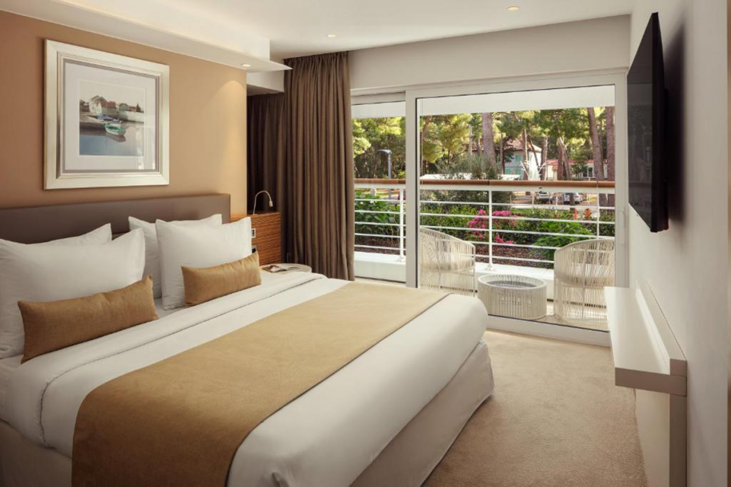 Hotel Bellevue 9/60