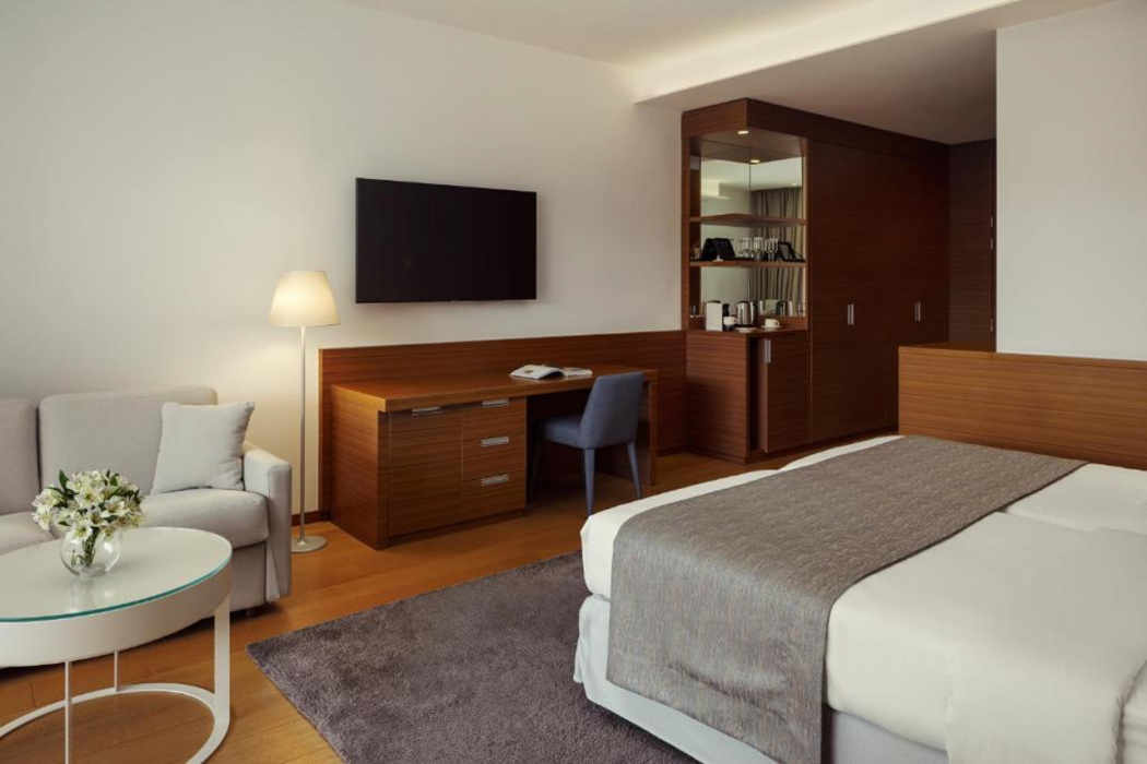Hotel Bellevue 14/60