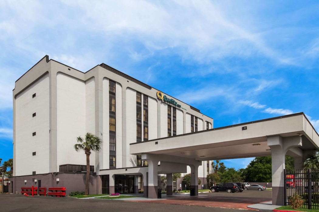 生态小屋旅馆(Quality Inn Houston East I-10) 图片3