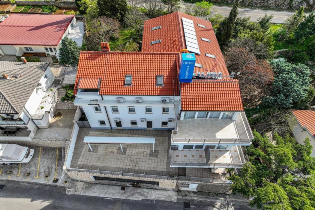Hotel Villa Aurora in CRIKVENICA