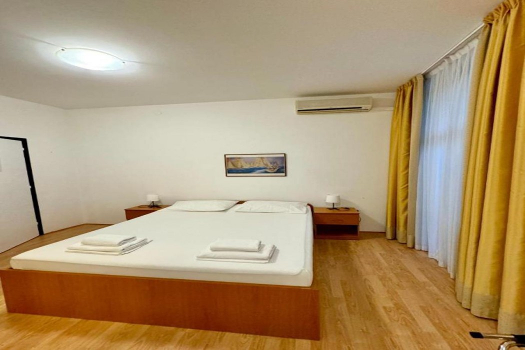 Hotel Villa Aurora 11/19
